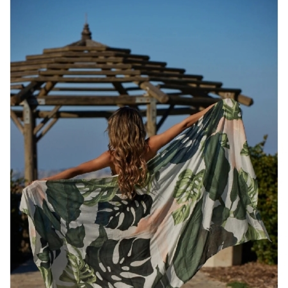 Tropical Leaf Print Scarf